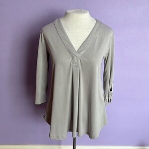 NWT Women’s lush top